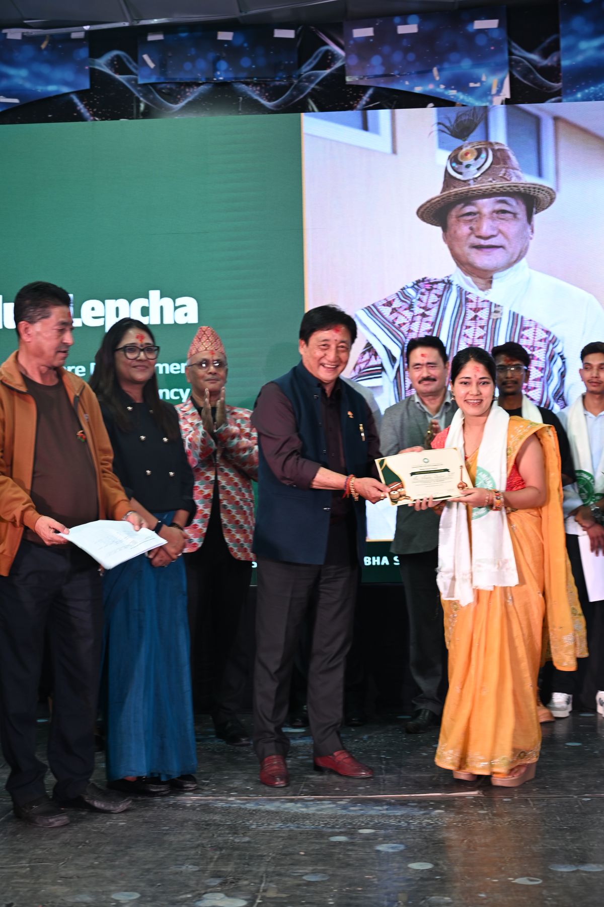 The first-placed singer felicitated